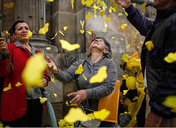 mariposas-amarillas-por-el-gabo
