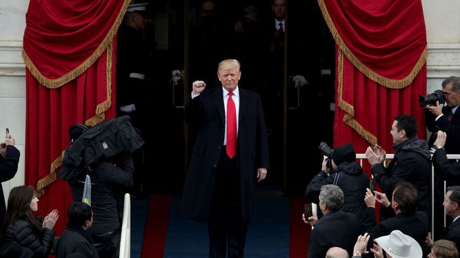 donald-unidos-capitolio-washington-constitucion_lprima20170120_0033_26